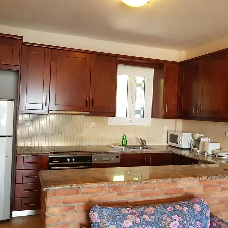 Glyfada Maisonette 60 *