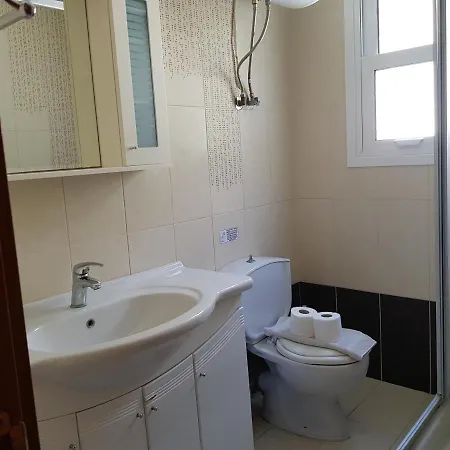 Glyfada Maisonette 60 *