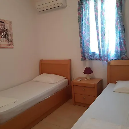 Glyfada Maisonette 60