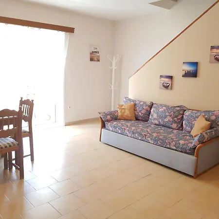 Glyfada Maisonette 60 *